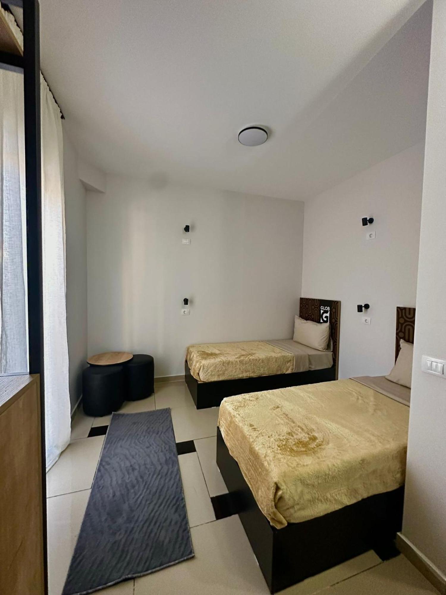 Budget Glob Hotel Shkoder Exterior photo